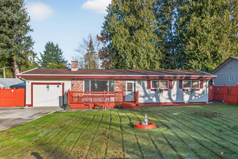 26655 32 AVENUE - photo 4 of 25