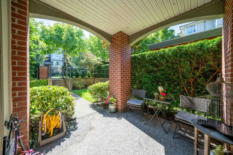 114 1787 154 STREET - photo 4 of 34