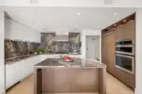 407 1501 VIDAL STREET - thumbnail 4