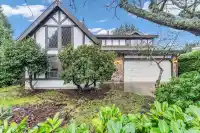 1901 E SOUTHMERE CRESCENT - thumbnail 2