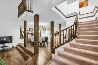 1901 E SOUTHMERE CRESCENT - thumbnail 3