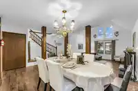 1901 E SOUTHMERE CRESCENT - thumbnail 9