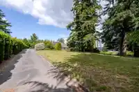 155 188 STREET - thumbnail 2