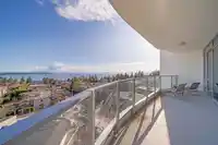 906 1500 MARTIN STREET - thumbnail 1