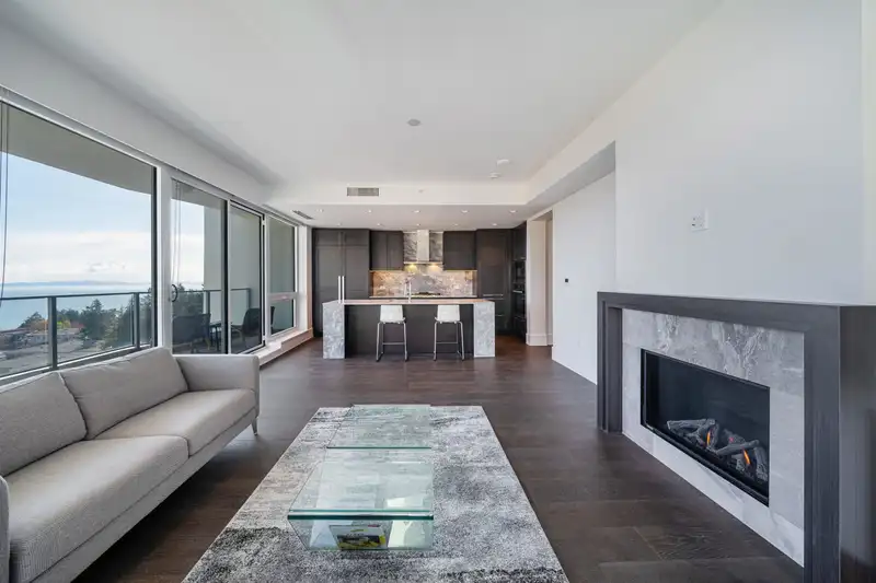 906 1500 MARTIN STREET - photo 3 of 18