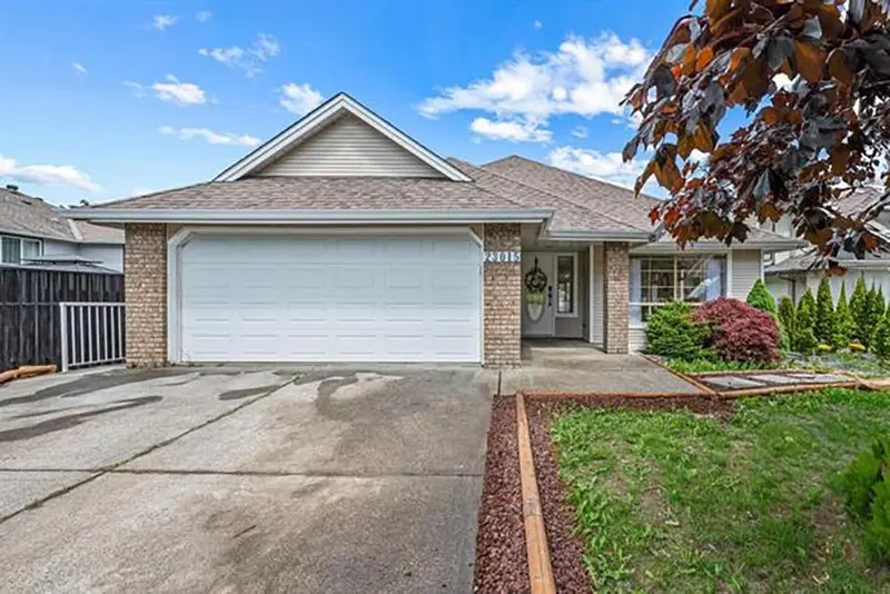 23015 124B AVENUE - photo 1 of 25