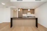 509 1588 JOHNSTON ROAD - thumbnail 5