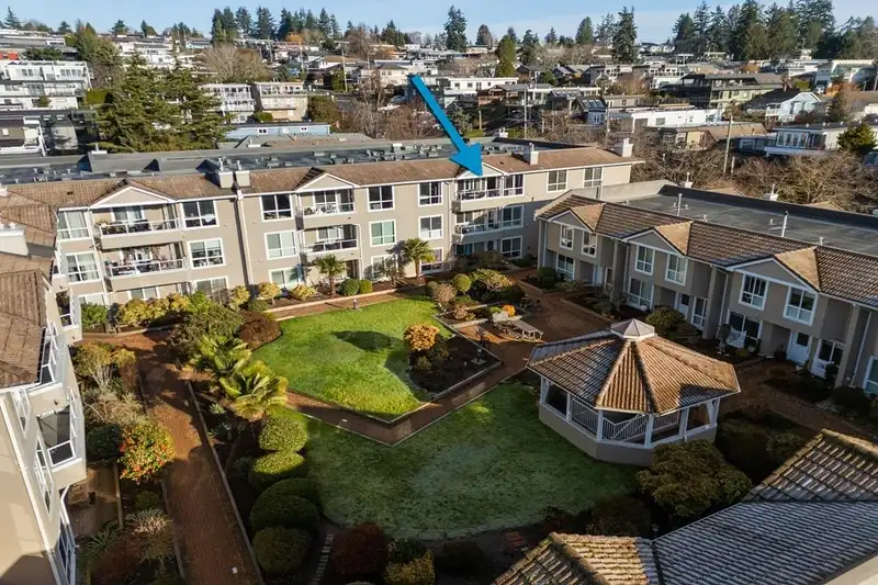 312 15875 MARINE DRIVE - photo 1 of 38