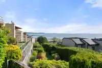 209 15025 VICTORIA AVENUE - thumbnail 2