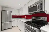 209 15025 VICTORIA AVENUE - thumbnail 11