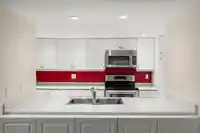 209 15025 VICTORIA AVENUE - thumbnail 10