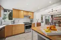 101 1331 FOSTER STREET - thumbnail 7