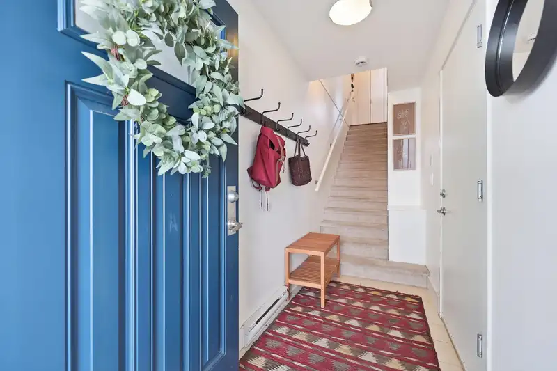 105 2450 161A STREET - photo 2 of 25