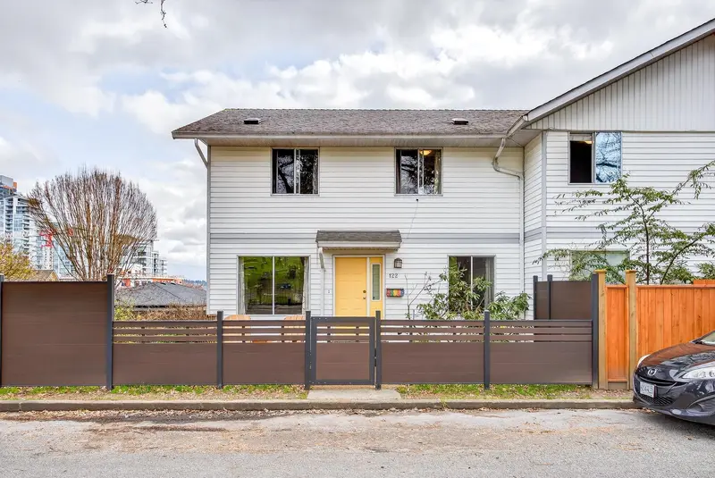 122 MINER STREET - photo 1 of 25