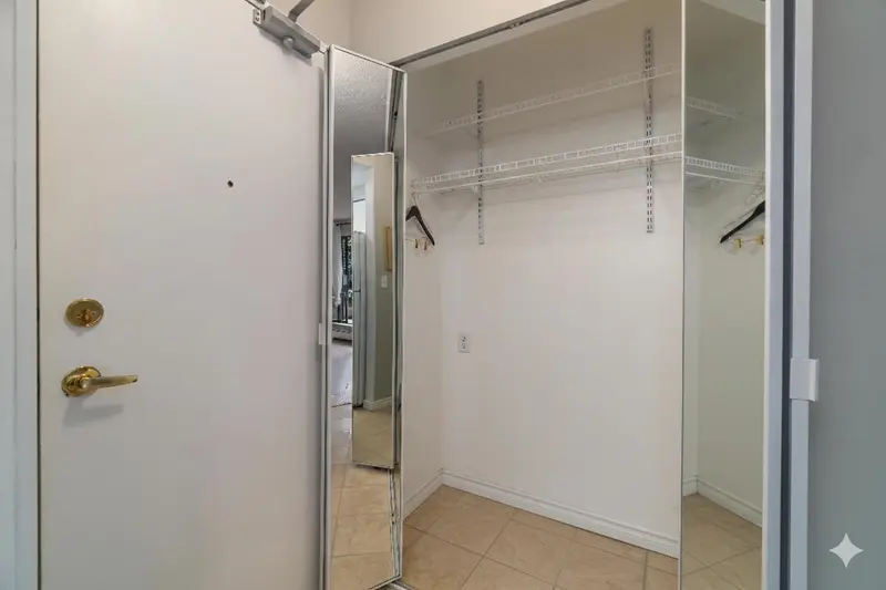 114 1177 HOWIE AVENUE - photo 4 of 25