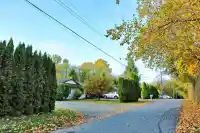 16354 18 AVENUE - thumbnail 3