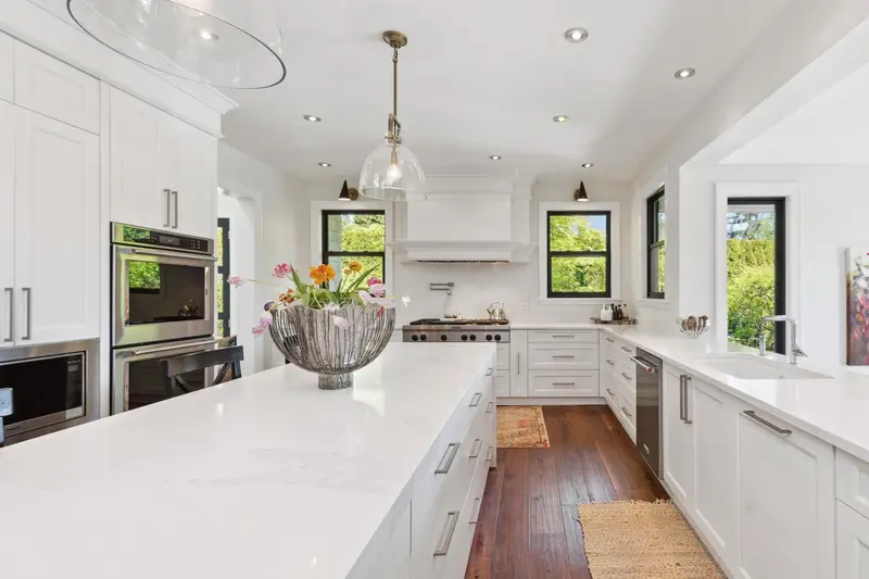 939 FRIAR CRESCENT - photo 3 of 25