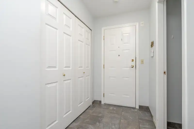 304 1488 MERKLIN STREET - photo 2 of 12