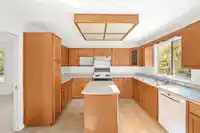 935 165 STREET - thumbnail 14