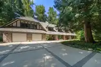 14325 25 AVENUE - thumbnail 1
