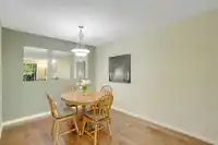 303 1740 SOUTHMERE CRESCENT - thumbnail 2