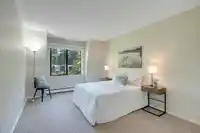 303 1740 SOUTHMERE CRESCENT - thumbnail 15