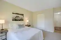 303 1740 SOUTHMERE CRESCENT - thumbnail 16
