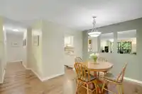 303 1740 SOUTHMERE CRESCENT - thumbnail 3