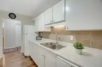 303 1740 SOUTHMERE CRESCENT - thumbnail 10