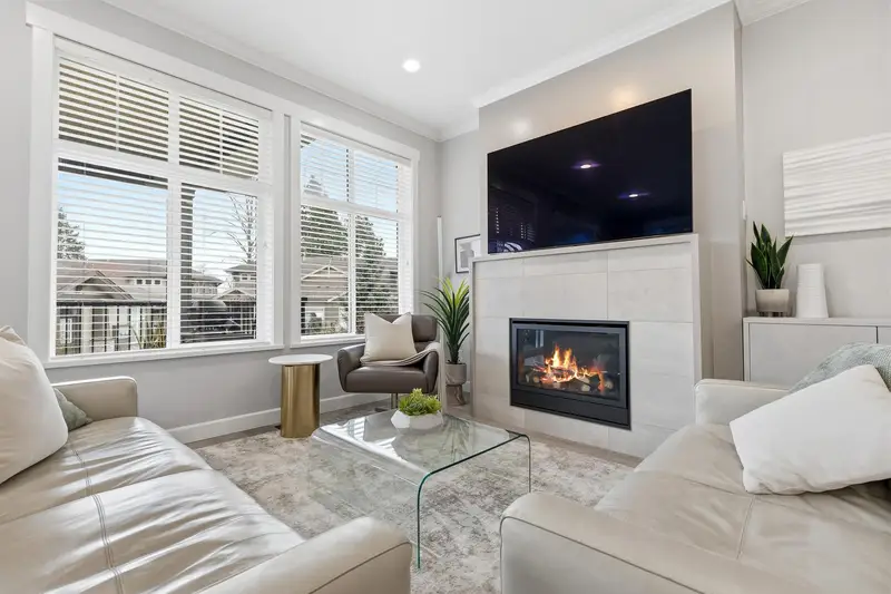 20 7138 210 STREET - photo 4 of 25