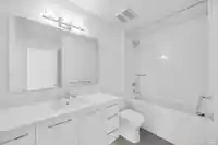 2304 1588 JOHNSTON ROAD - thumbnail 27
