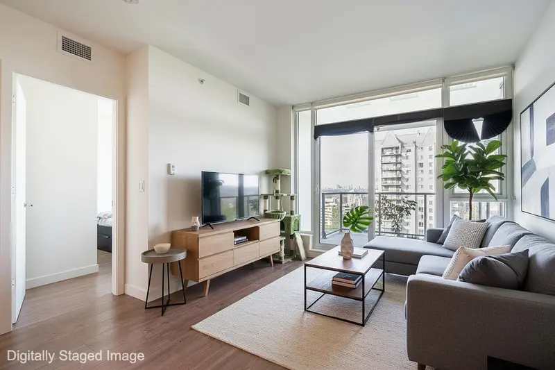 1108 585 AUSTIN AVENUE - photo 2 of 25