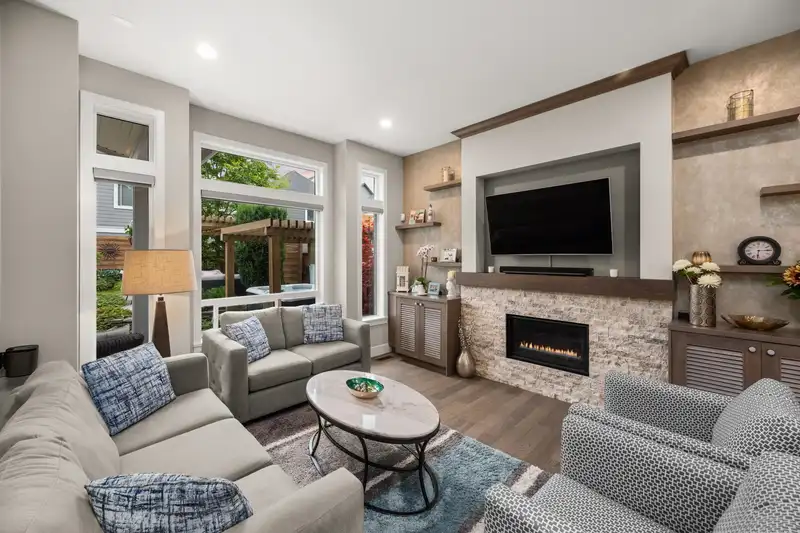 15868 MOUNTAIN VIEW DRIVE - photo 2 of 40