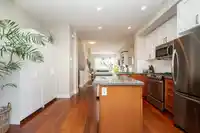 256 2501 161A STREET - thumbnail 9