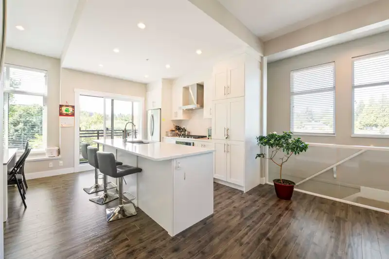 21 2687 158 STREET - photo 2 of 28