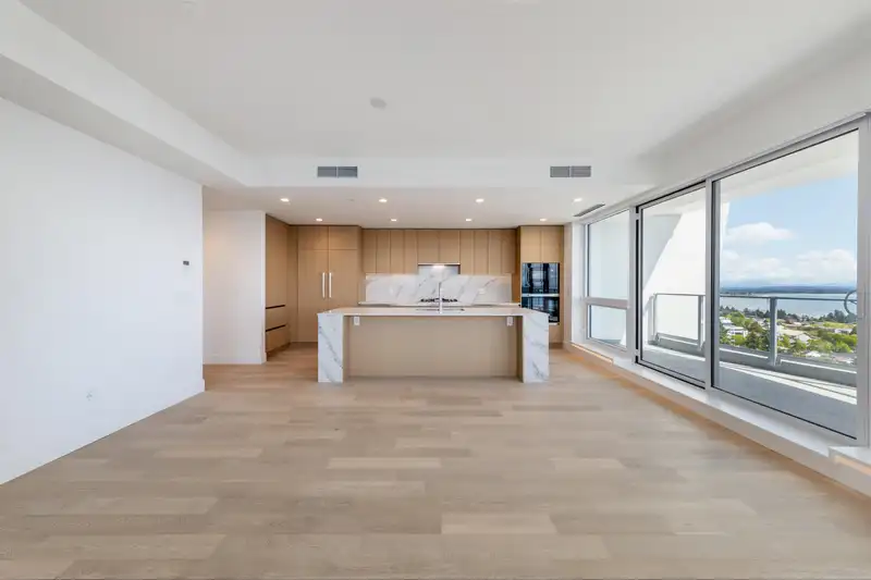 1605 1475 FOSTER STREET - photo 2 of 19