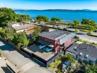 14647 MARINE DRIVE - thumbnail 3