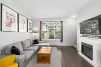 9 16323 15 AVENUE - thumbnail 4