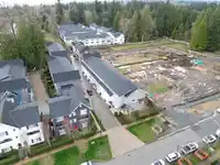 30 127 172 STREET - thumbnail 1