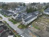 30 127 172 STREET - thumbnail 2