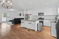 30 127 172 STREET - thumbnail 4