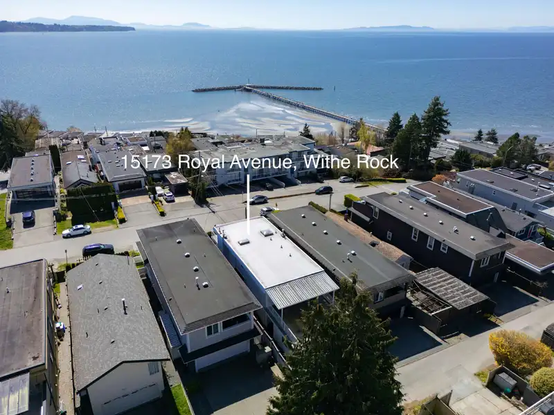 15173 ROYAL AVENUE - photo 4 of 30