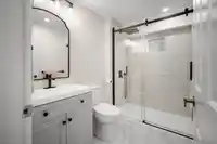 1246 OXFORD STREET - thumbnail 33