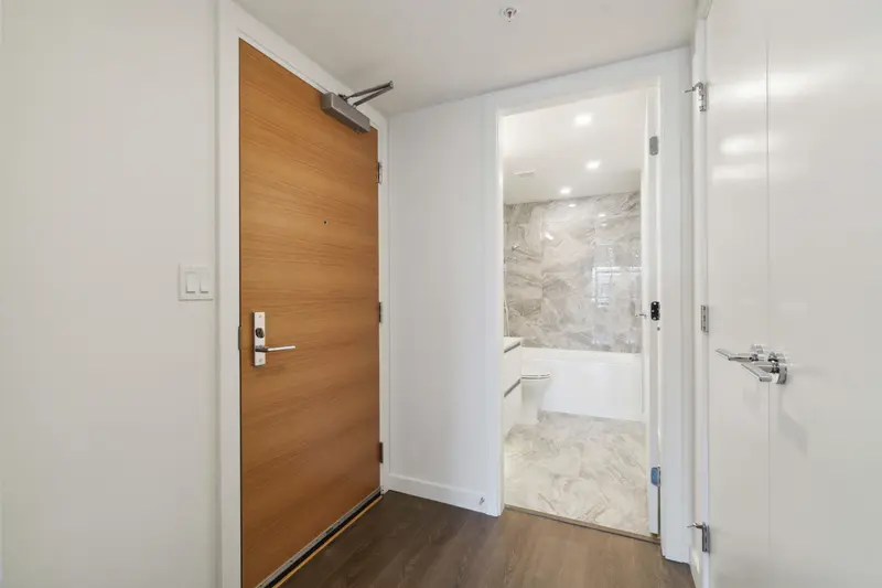 803 6633 BUSWELL STREET - photo 2 of 21