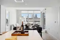 711 1526 FINLAY STREET - thumbnail 3