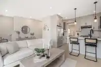 3 1424 EVERALL STREET - thumbnail 1