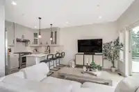 3 1424 EVERALL STREET - thumbnail 2