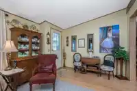 109 2062 KING GEORGE BOULEVARD - thumbnail 8