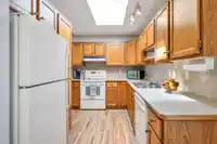 7 2345 CRANLEY DRIVE - thumbnail 15