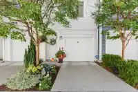 28 3039 156 STREET - thumbnail 2